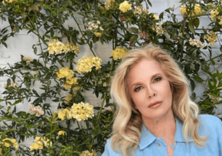 Sylvie Vartan :”Le peuple Ukrainien force l’admiration”